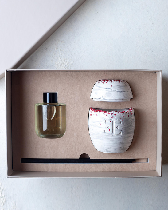 Simply Red Reed Diffuser Set