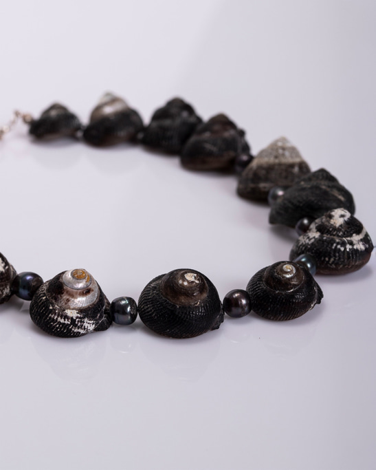 Tannisea Neckpiece