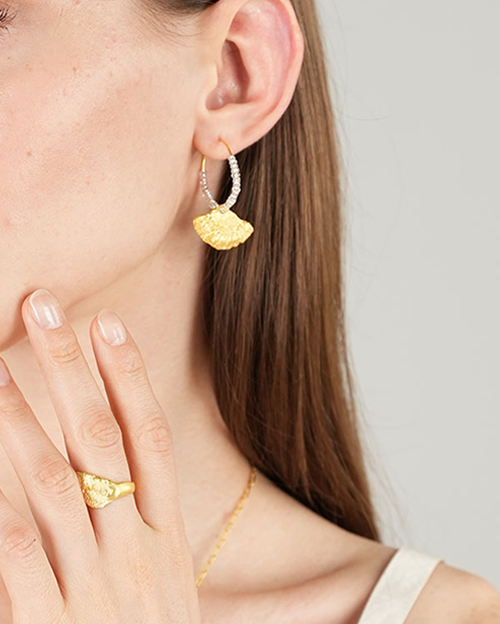 Venüs Gold Hoop Earrings