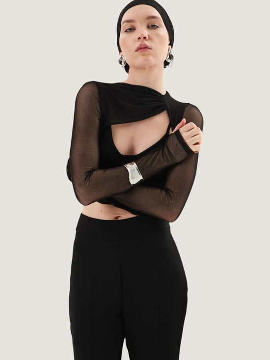 23SL109006 UZUN TÜL KOLLU KORSE GÖRÜNÜMLÜ BODY Kategorisiz Modelleri