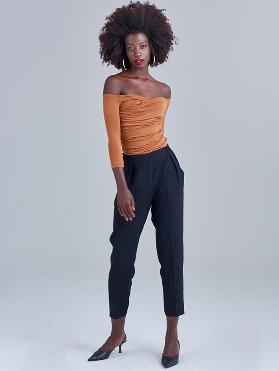 Kayık Yaka Body - Taba