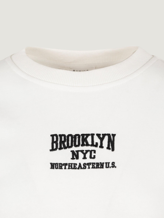 Nakış Detaylı Oversize Sweatshirt - Beyaz Sweatshirt Modelleri