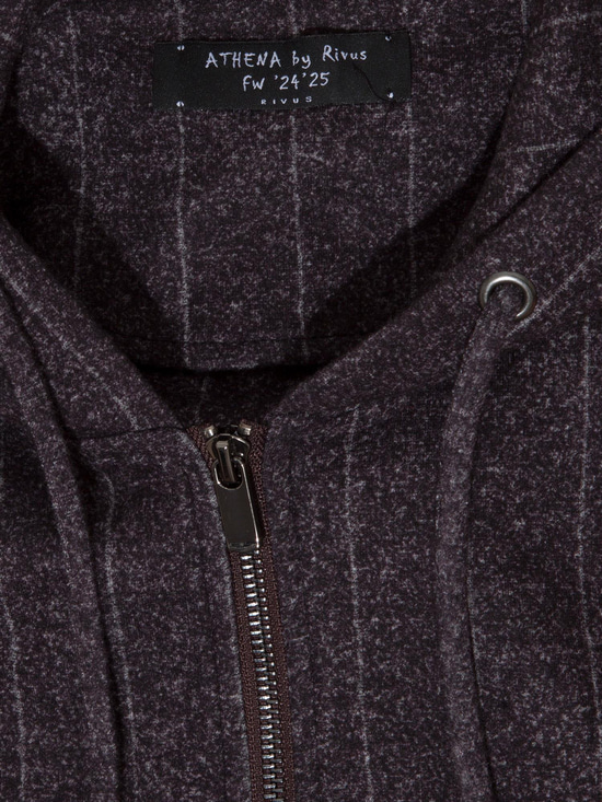 Trençkot Veya Ceket İçi Kapüşonlu Sweatshirt Görünümlü İç Parça - Mürdüm Şapka Modelleri