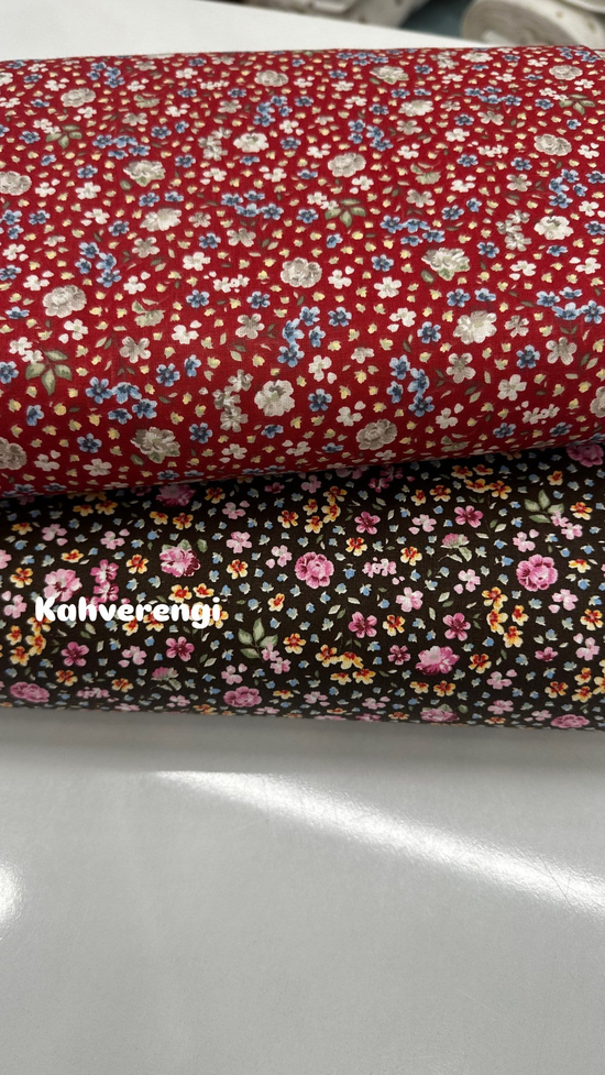 Kahverengi Zemin Çıtır Çiçekler Desen Poplin D715 Pembe Çiçekler