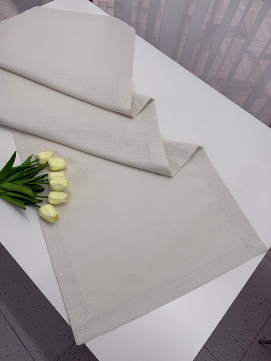 Köşe Çevrili Linen Kumaş Runner Açık Taş