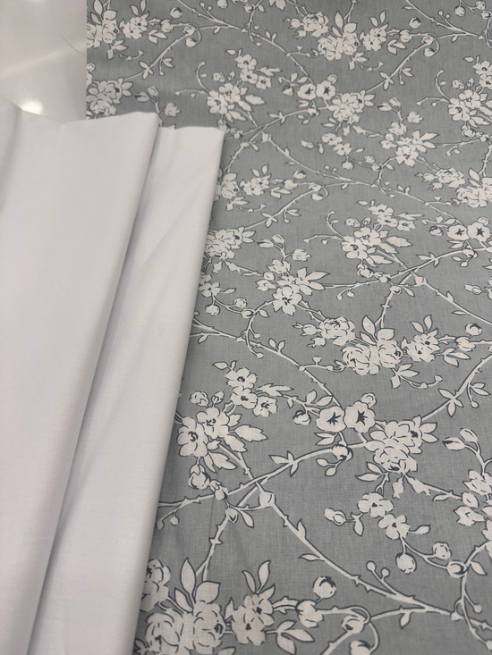 Bahar Dalı Desen Akfil Kumaş D80700 Mentol Rengi Zemin Beyaz