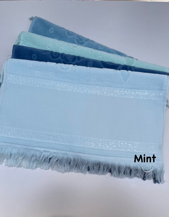 Etamin Boşluklu, Püsküllü Kadife El Havlusu Mint Yeşili