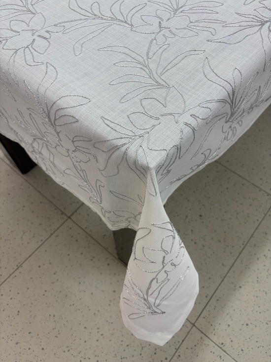 Lumi Flora Nakışlı Leke Tutmaz Hazır Masa Örtüsü 8-12 Kişilik Gümüş