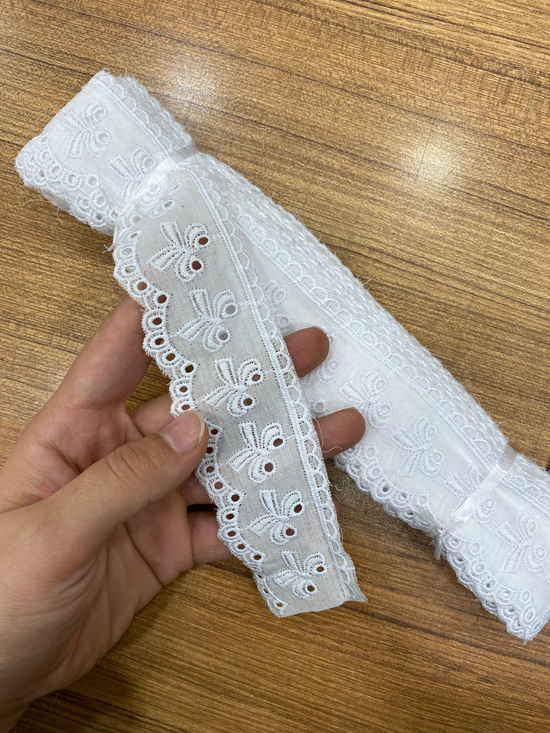 3 Numaralı Fiyonk Desen İnce Fisto Top Beyaz