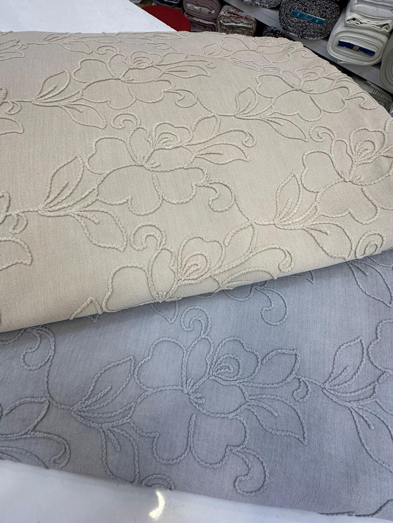 Floral Desen Kadife Nakış Detaylı Pike (Hera Pike) Kapuçino