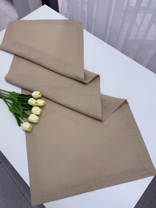 Köşe Çevrili Linen Kumaş Runner Kapuçino