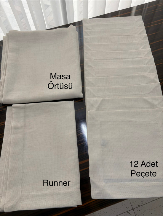 Linen Kumaş 12 Kişilik Masa, Peçete ve Runnerdan Oluşan Köşe Çevrili Servis Takımı Açık Bej