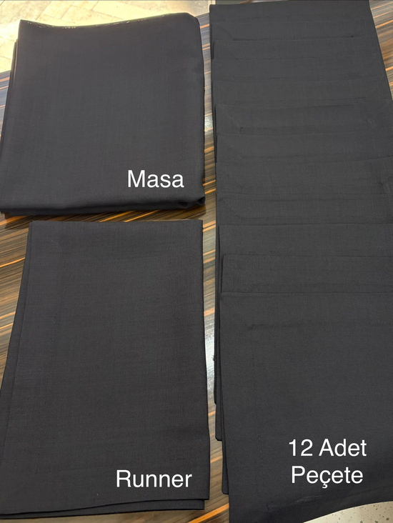 Gardenya Kumaş 12 Kişilik Masa, Peçete ve Runnerdan Oluşan Köşe Çevrili Servis Takımı Siyah