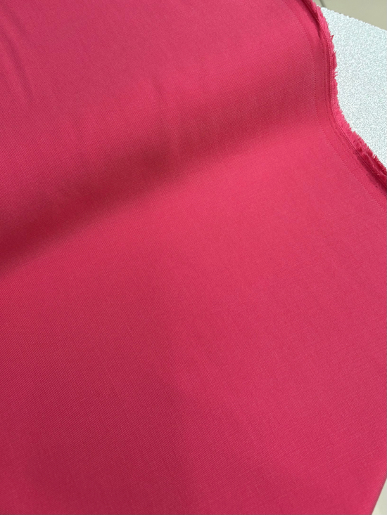 Mat Gabardin Doku Dökümlü Kumaş Şeker Pembe