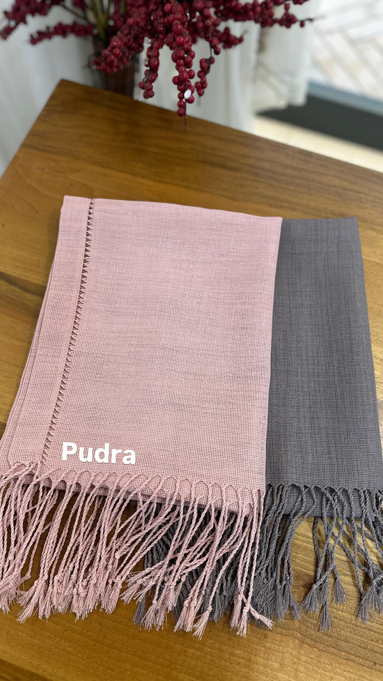 Burgu Püsküllü El İşi Antikalı (Ajurlu) Hazır Runner Pudra Pembe