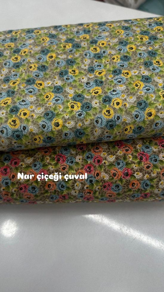 Mini Güller Desen Poplin D710 Çuval Nar Çiçeği