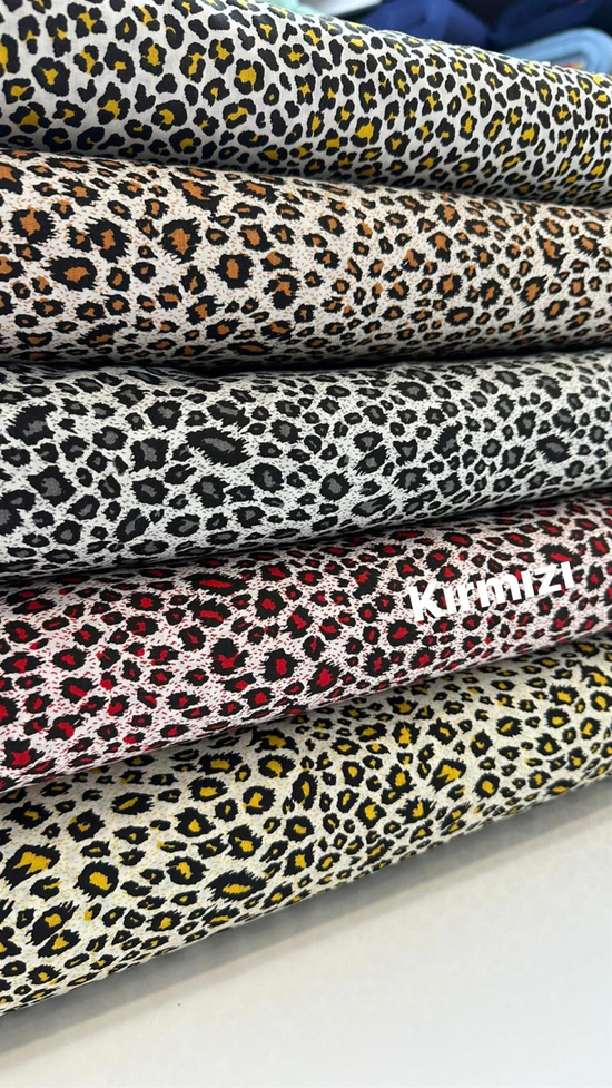 Kırmızı Leopar Desen Poplin D725