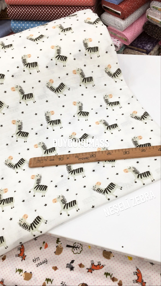 Müslin Bezi Neşeli Zebra Desen