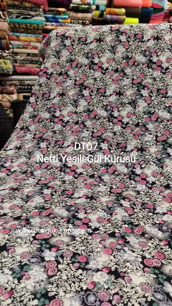 Nefti Yeşili Gül Kurusu Desenli DT07 Tek En Viskon