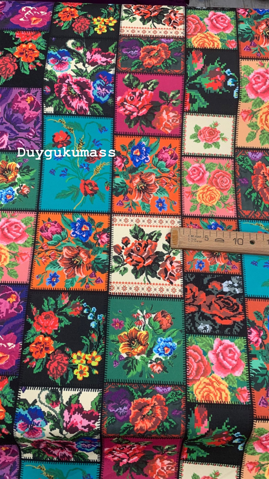 Patchwork Çiçekler Desen Dijital Kumaş