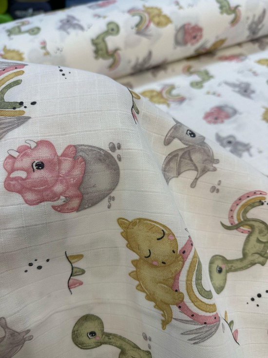 Pembe Yeşil Sevimli Ejderhalar Desen Müslin D2300