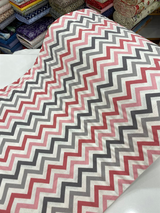 Pudra Ve Gri Zigzag Desenli Pazen Kumaş