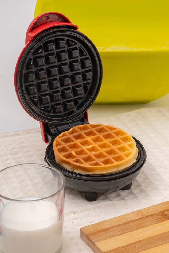 NAVE WP-MK03 WAFFLE MAKİNESİ KIRMIZI