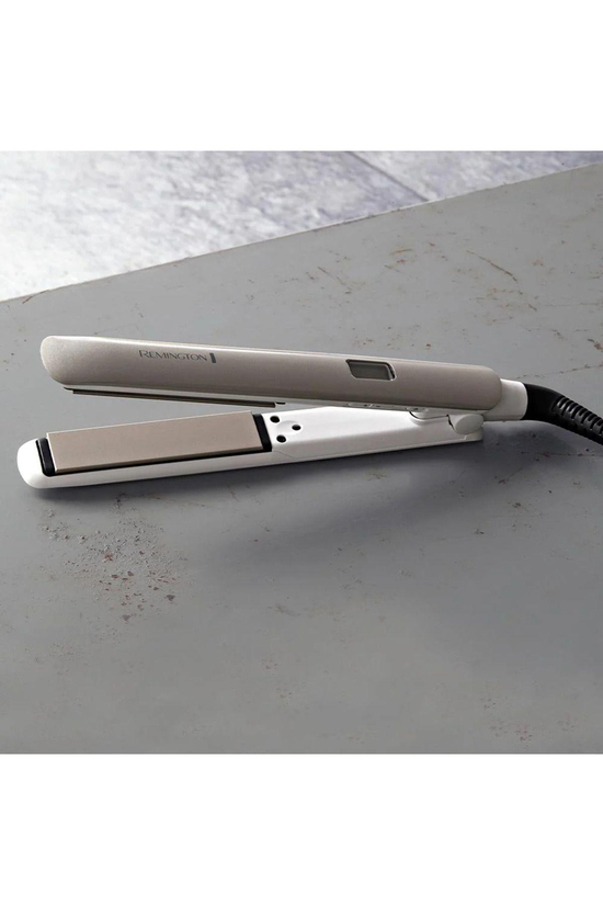 S8901 Hdyraluxe Nemlendirici Plakalı Saç Düzleştirici