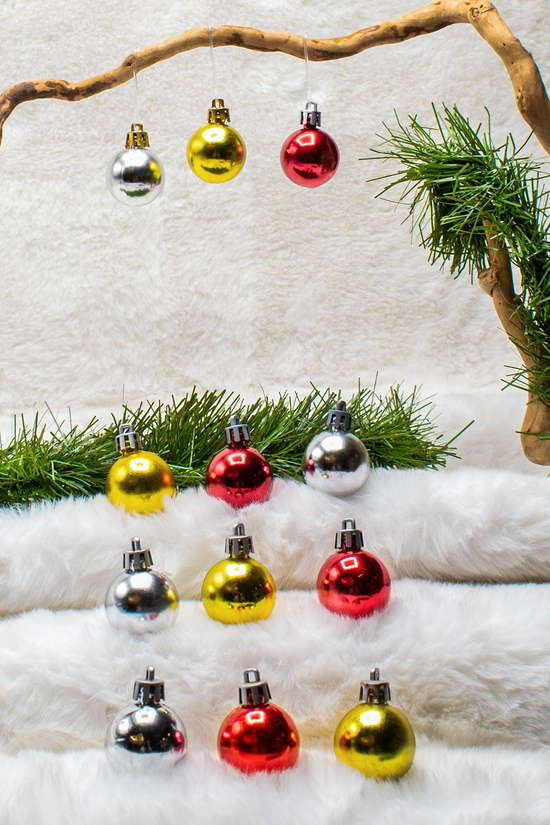 Yılbaşı Çam Ağacı 12li Cici Top 3cm