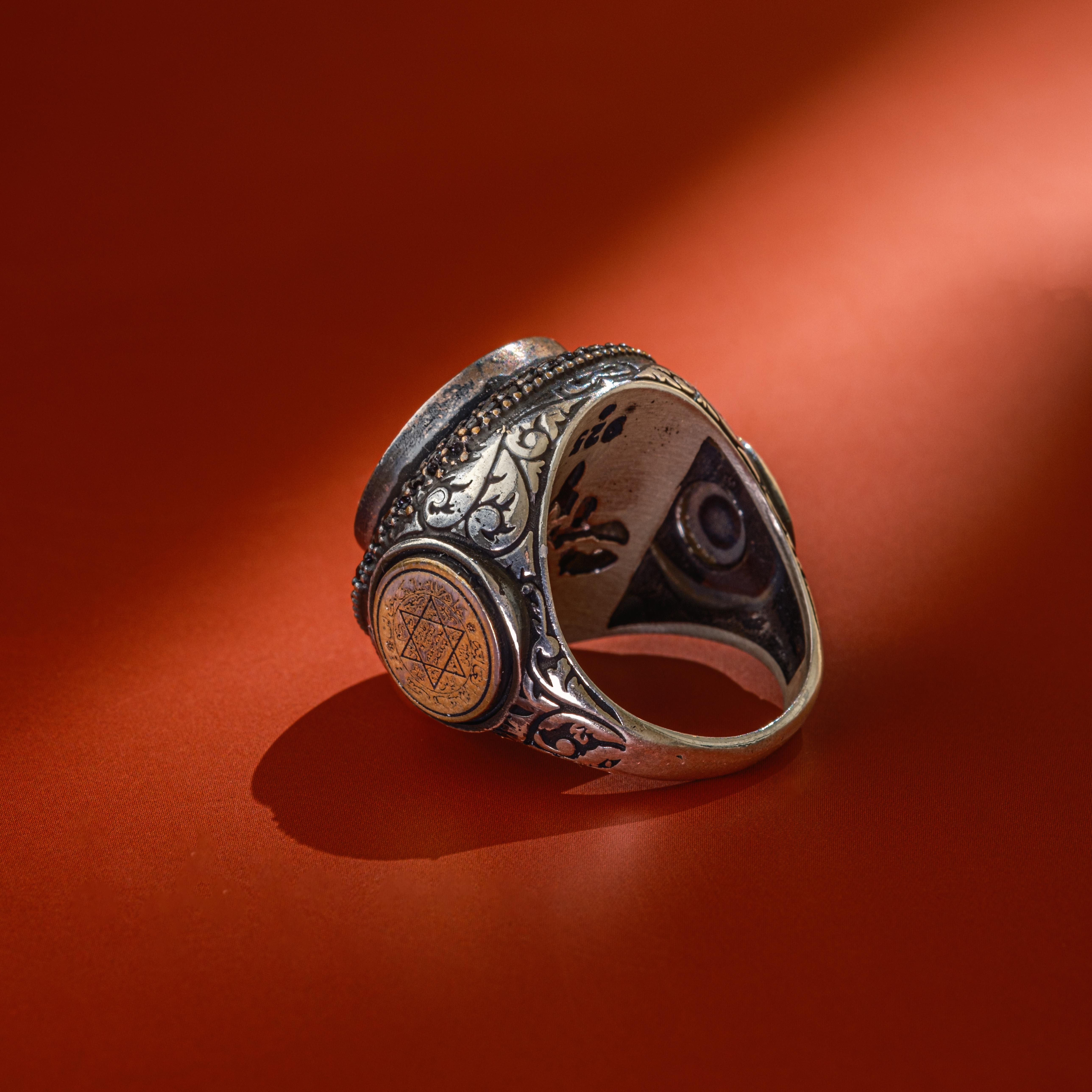 925 Ayar Gümüş Mührü Süleyman Yazılı Özel İşlemeli Erkek Yüzük