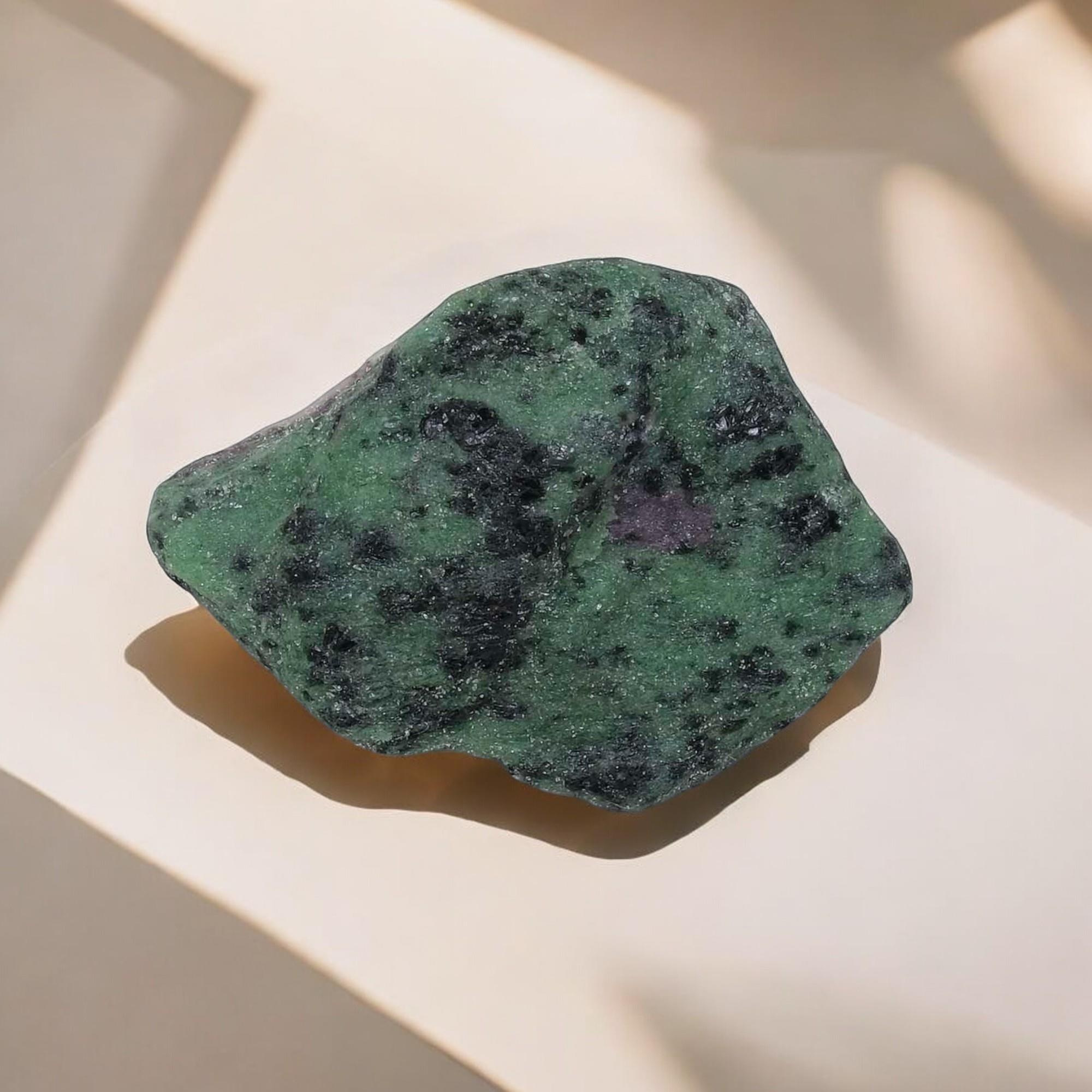 Anyolit Taşı Ham Kaya