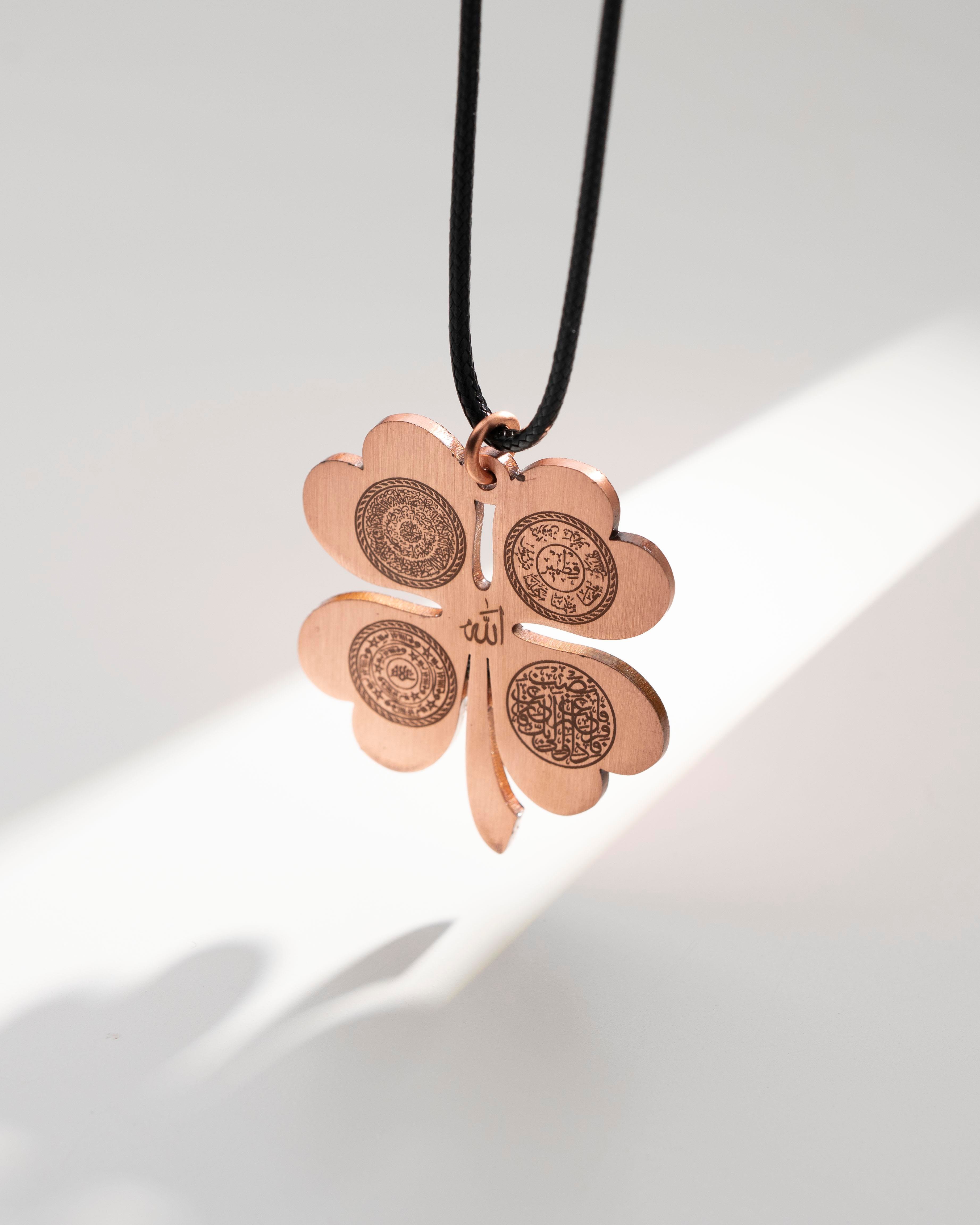 Dualı Yonca Tasarımlı Bakır Kolye