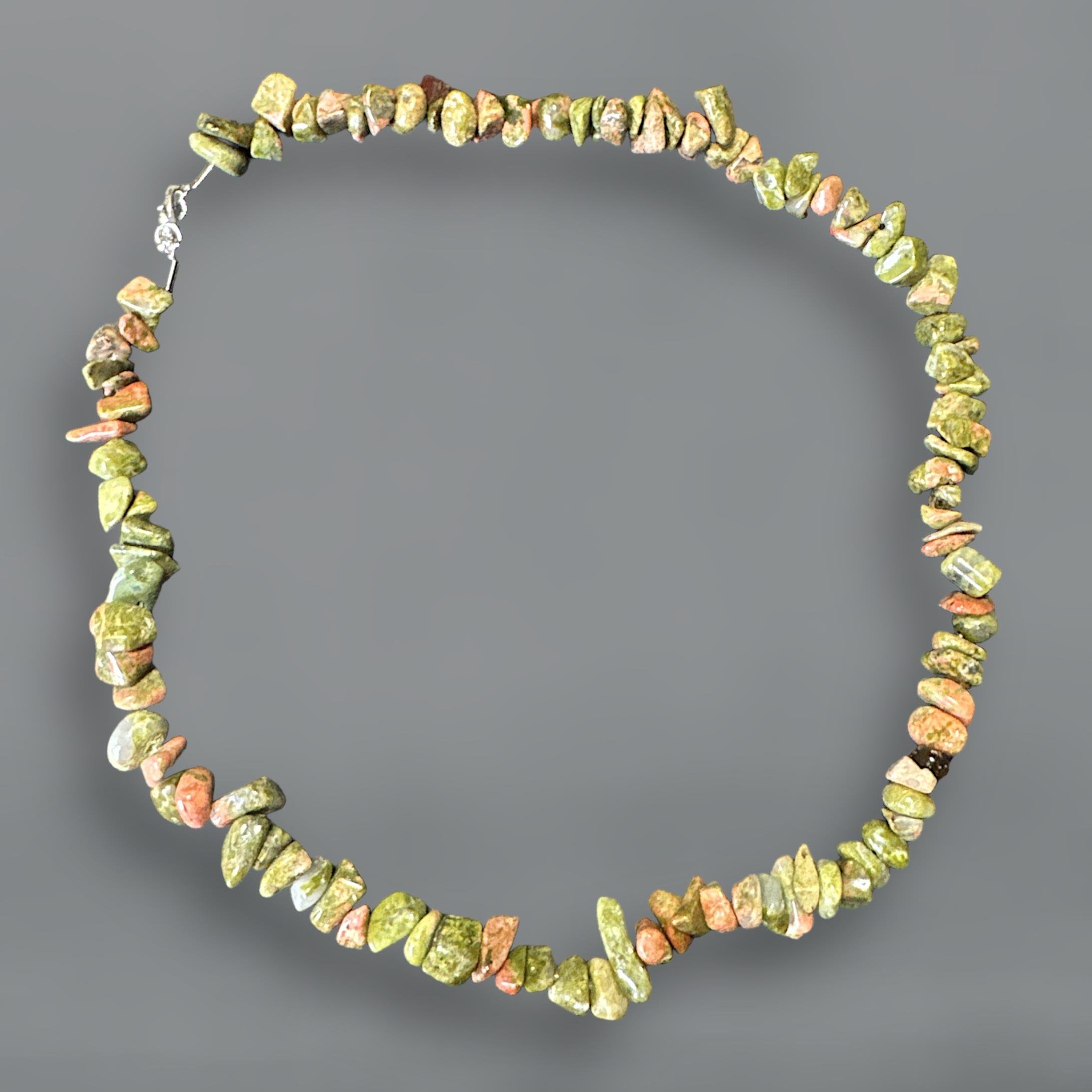 Kırık Seri: Unakit Taşı Kolye