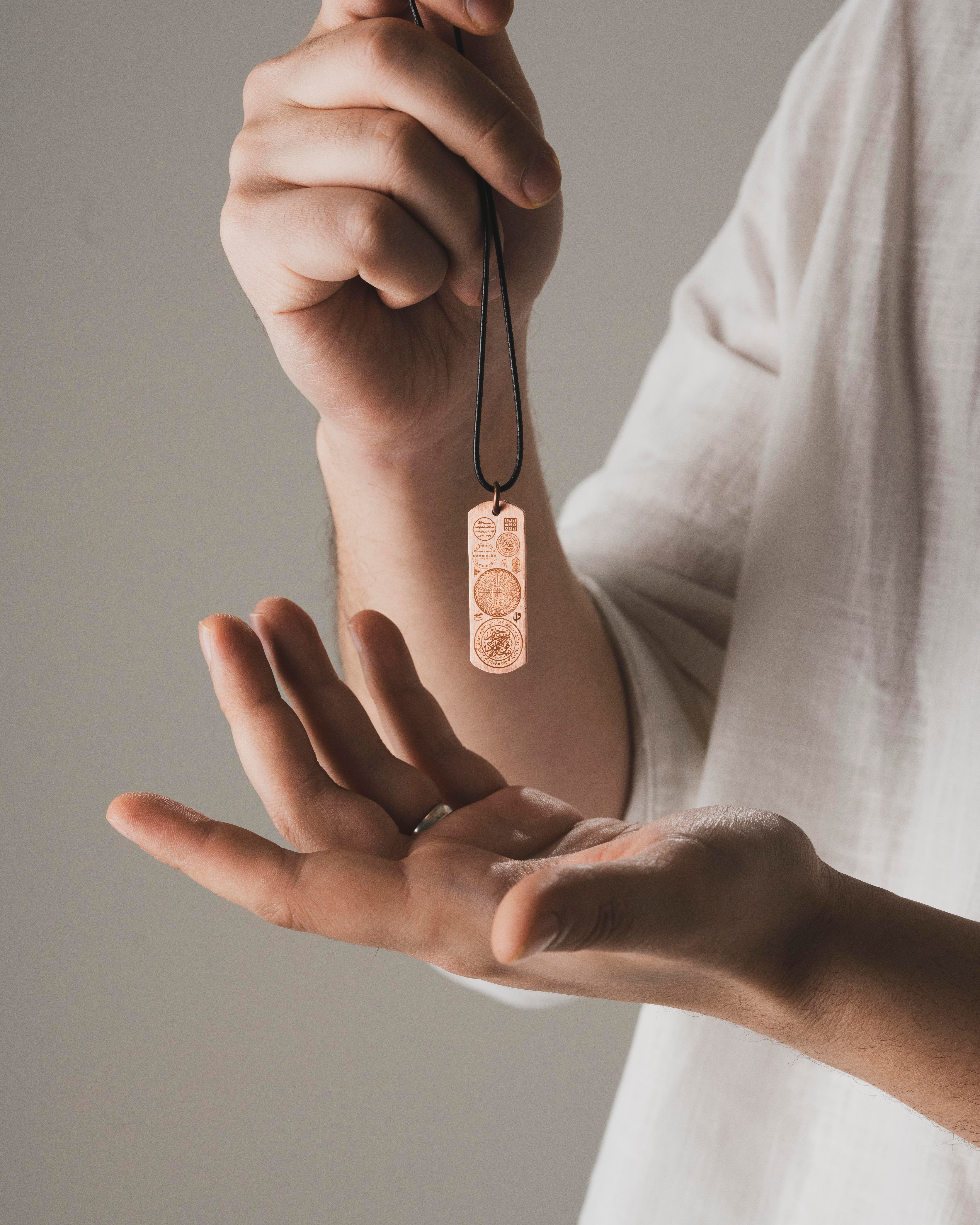 Özel Dualar Yazılı Bakır Kolye