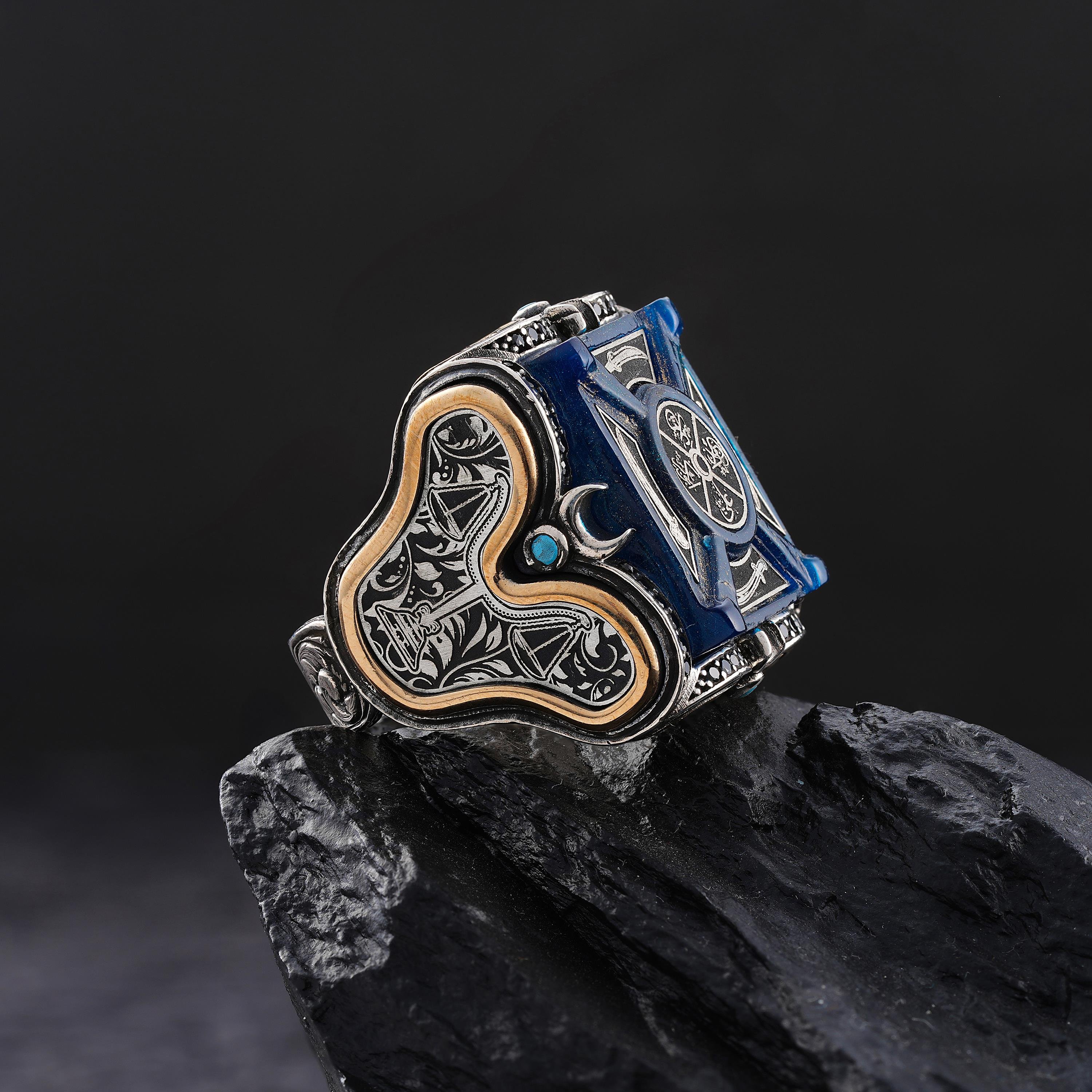 Özel İşlemeli Asalet Gümüş Yüzük