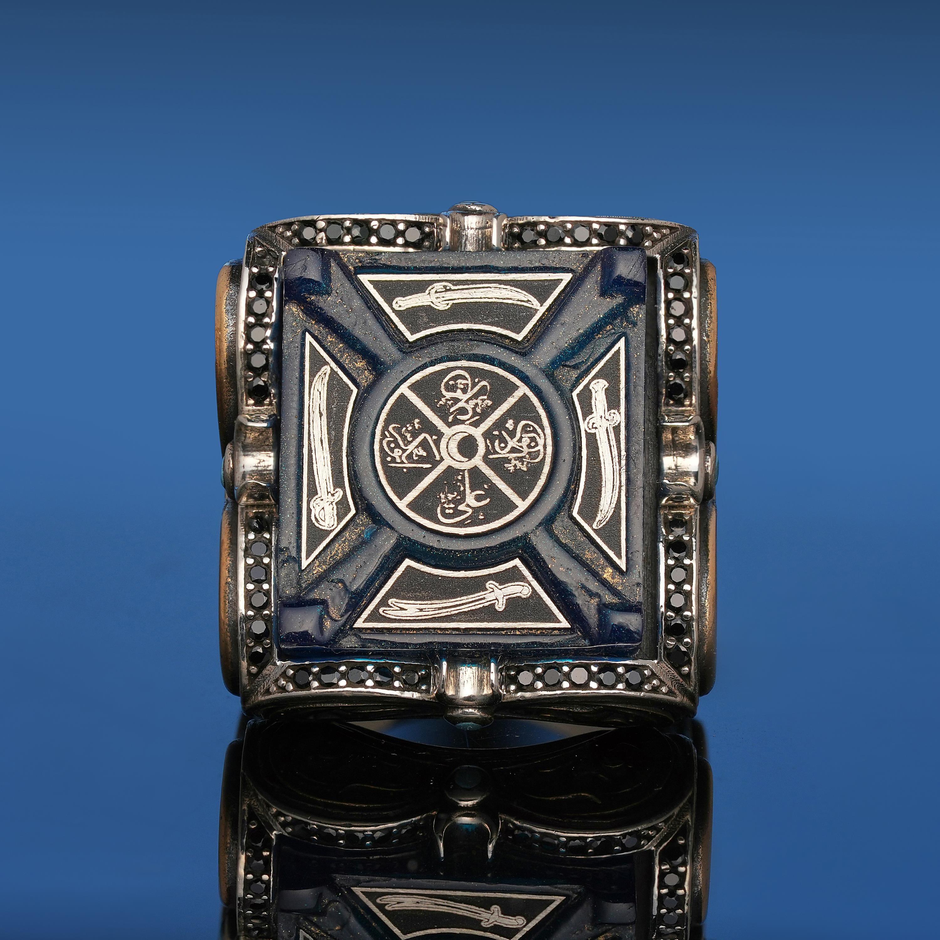 Özel İşlemeli Asalet Gümüş Yüzük