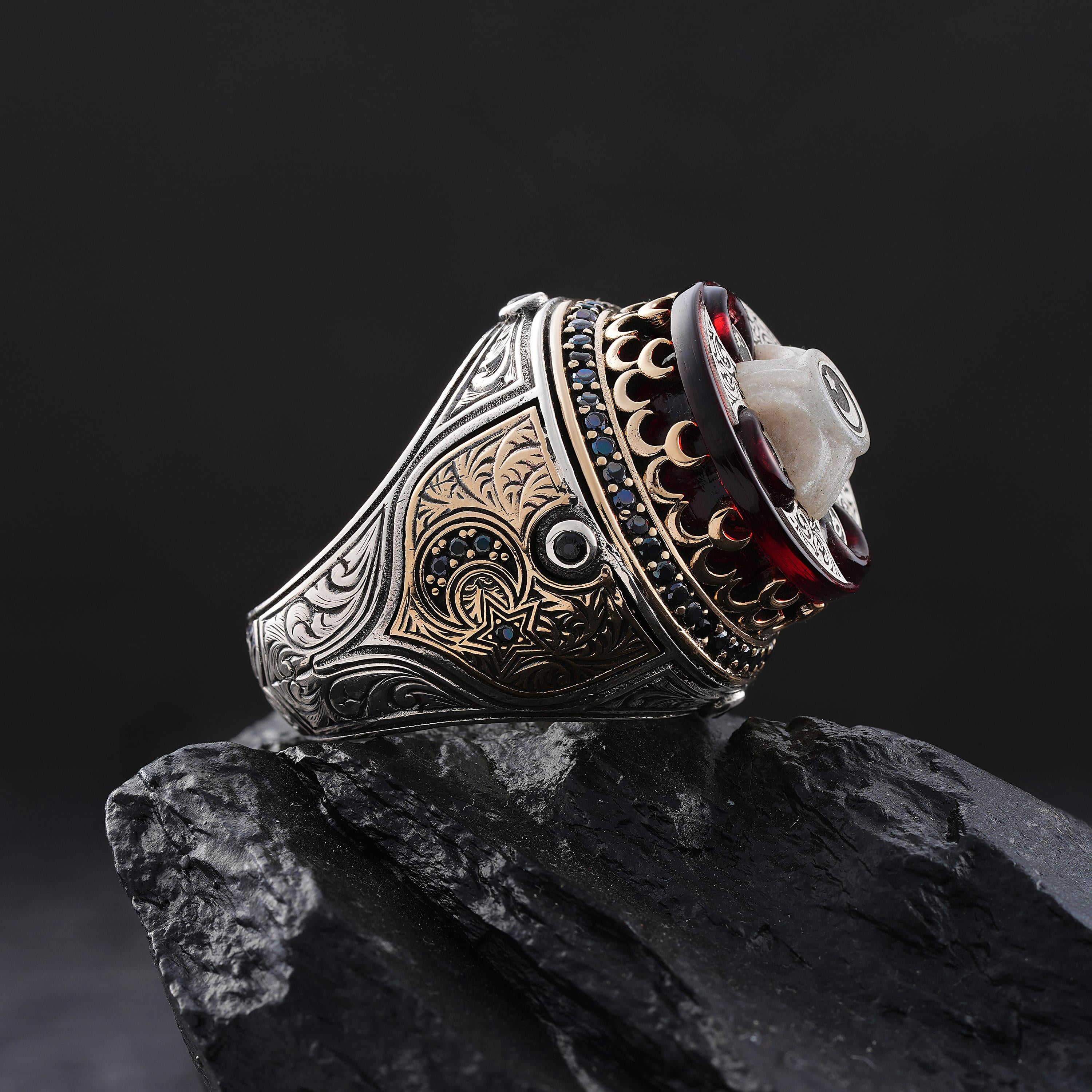 Özel Taşlı ve İşlemeli Dava Gümüş Yüzük