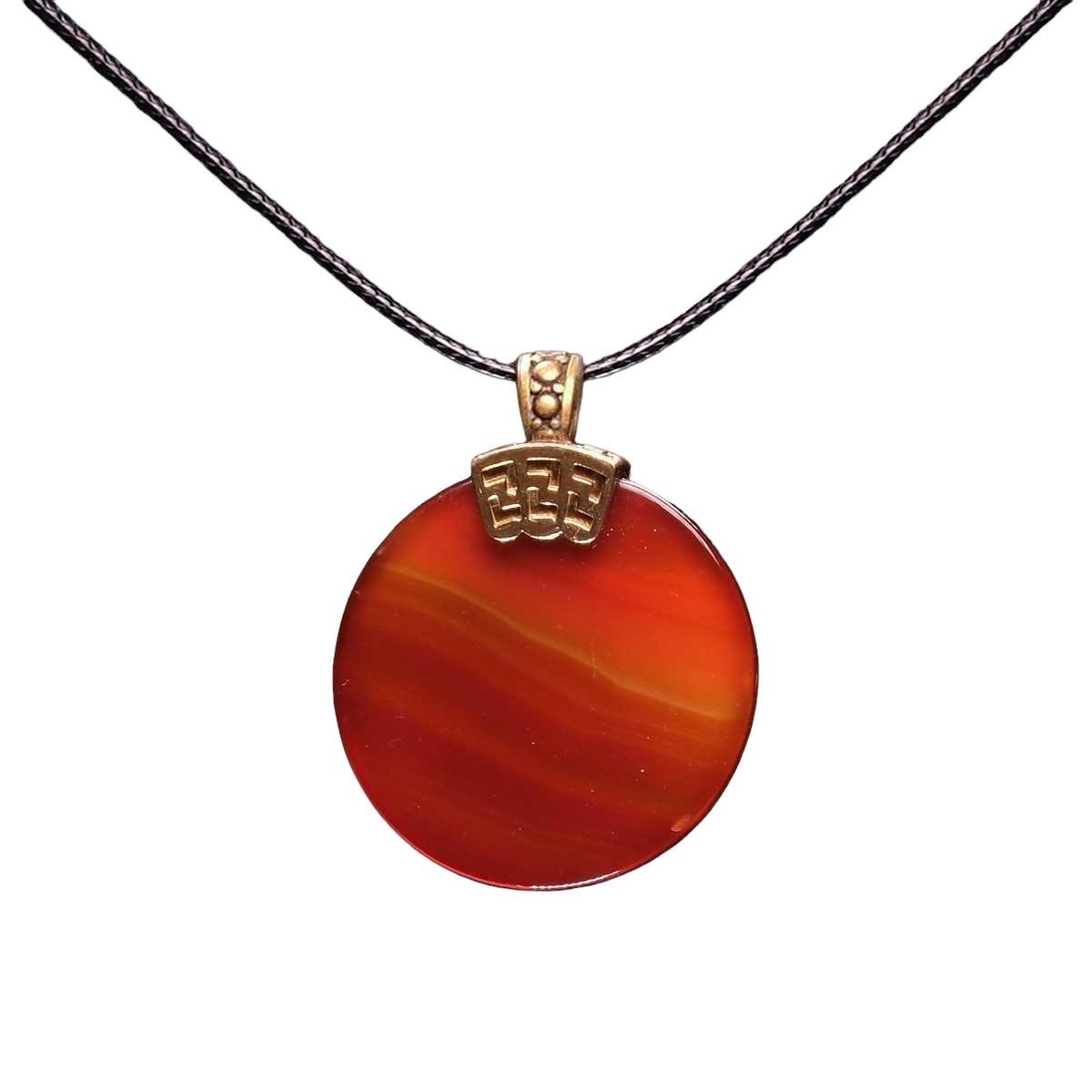 Yazısız 2-3 CM Çapında Kırmızı Akik Taşı Kolye