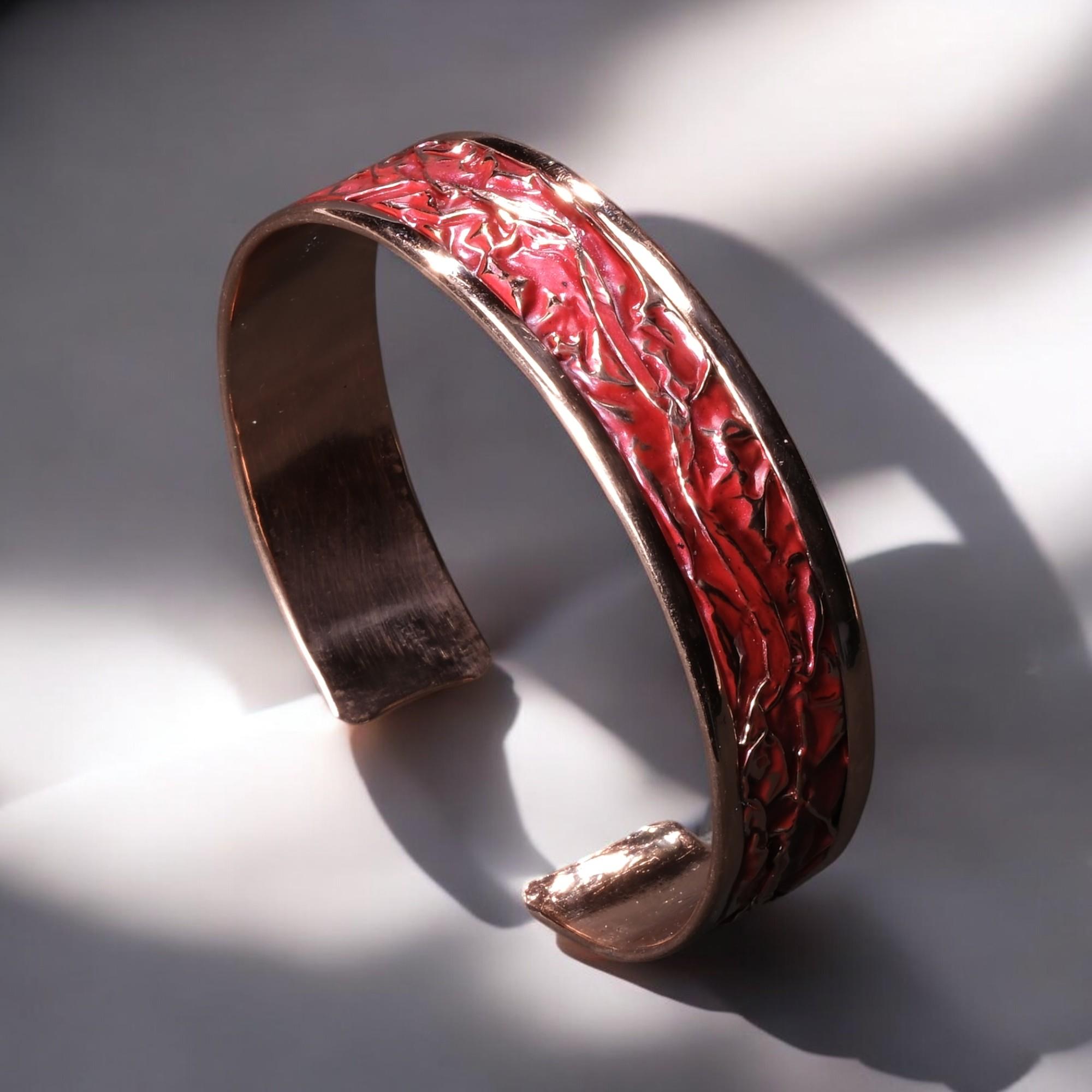 Esinti Desenli Kırmızı Renkli Bakır Bilezik