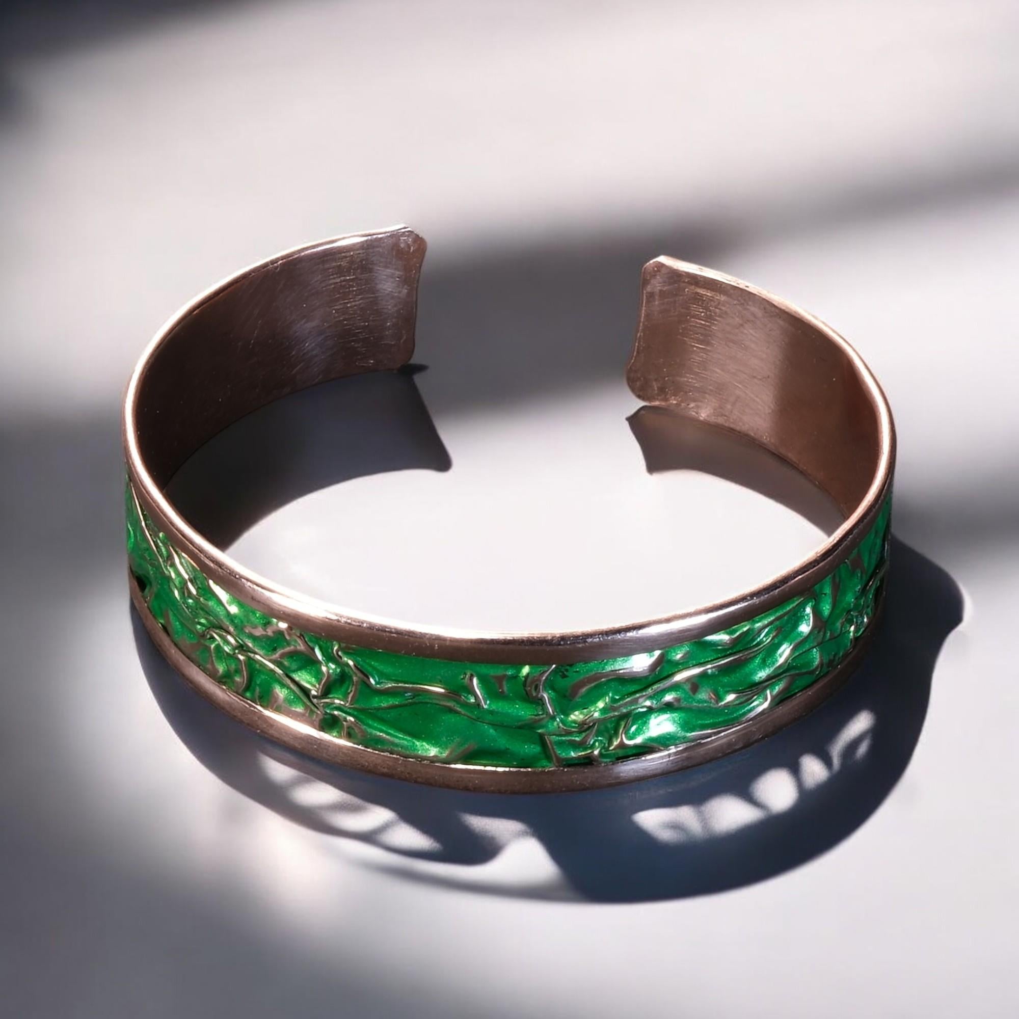 Esinti Desenli Zümrüt Yeşili Bakır Bilezik