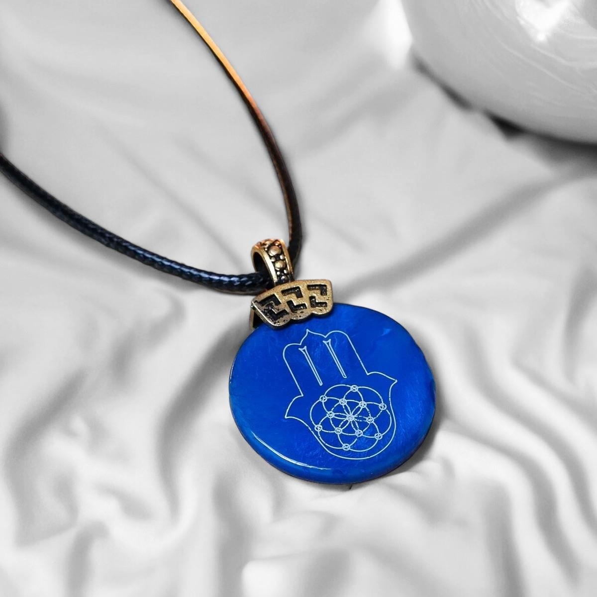 Fatma Ana Eli Yazılı Mavi Yuvarlak Akik Taşı Kolye