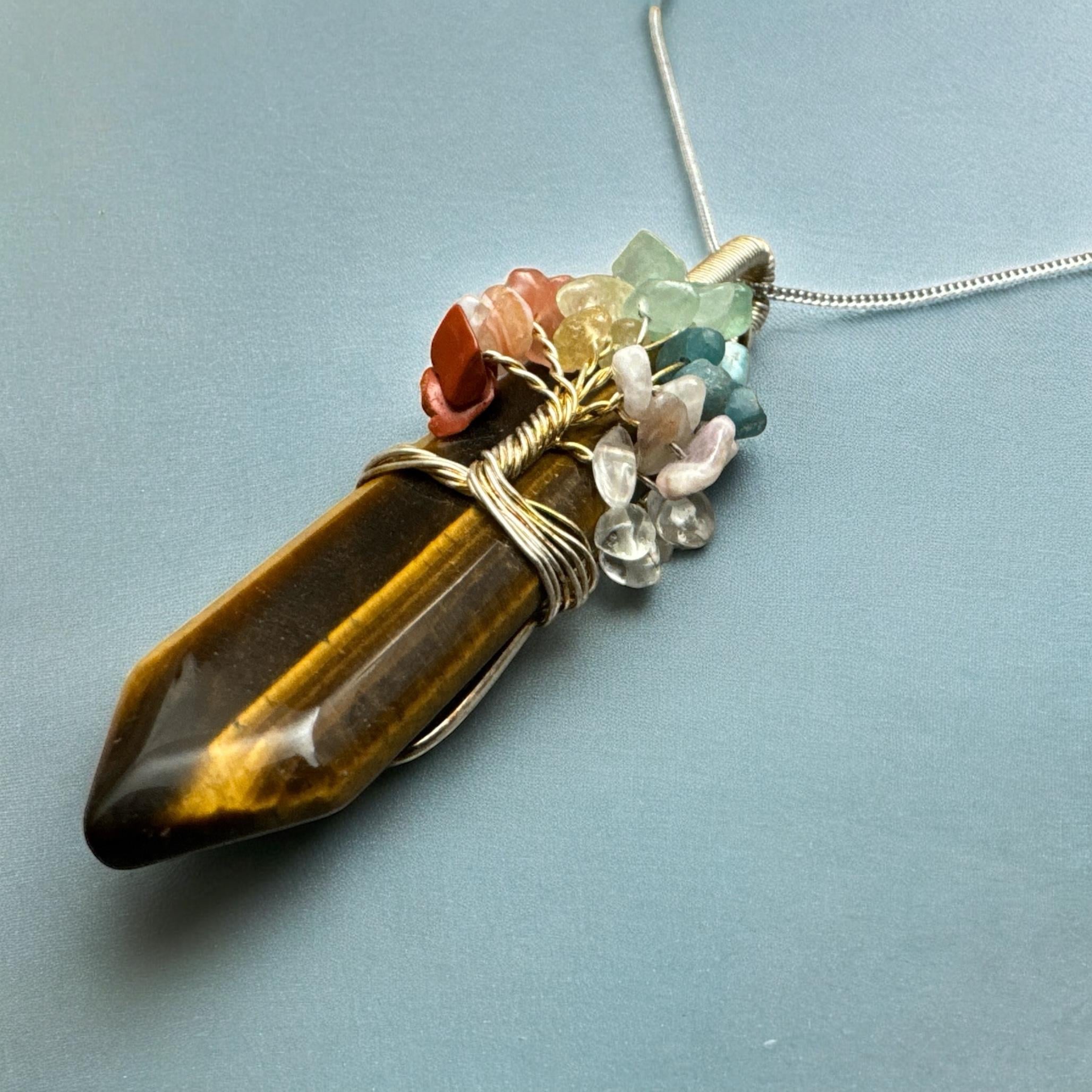 Kaplan Gözü Taşı Üzerine 7 Çakra Hayat Ağacı