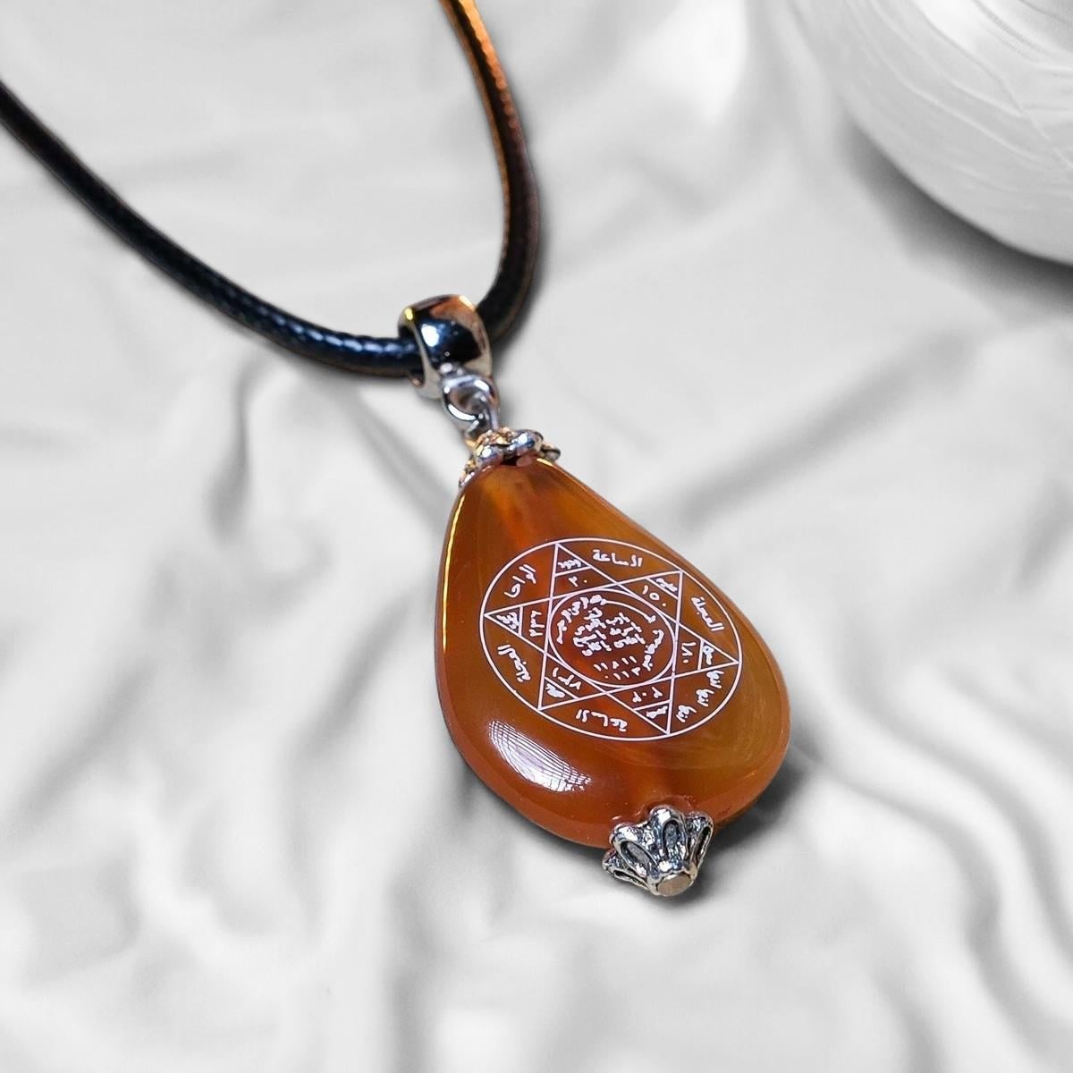 Mührü Süleyman Yazılı Damla Kesim Turuncu Akik Taşı