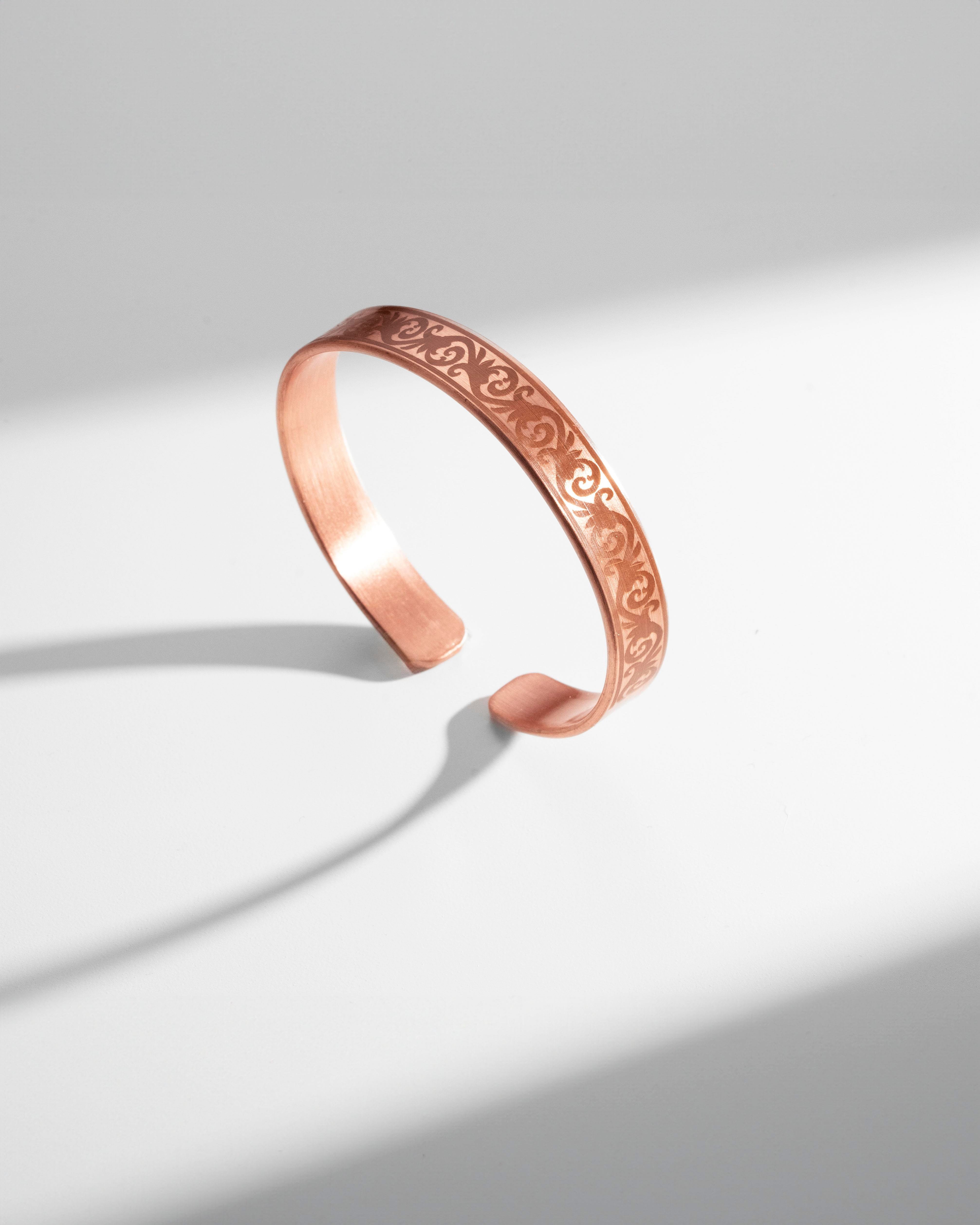 Sarmal Sarmaşık Desenli Bakır Bilezik (Zeolit Taşı)