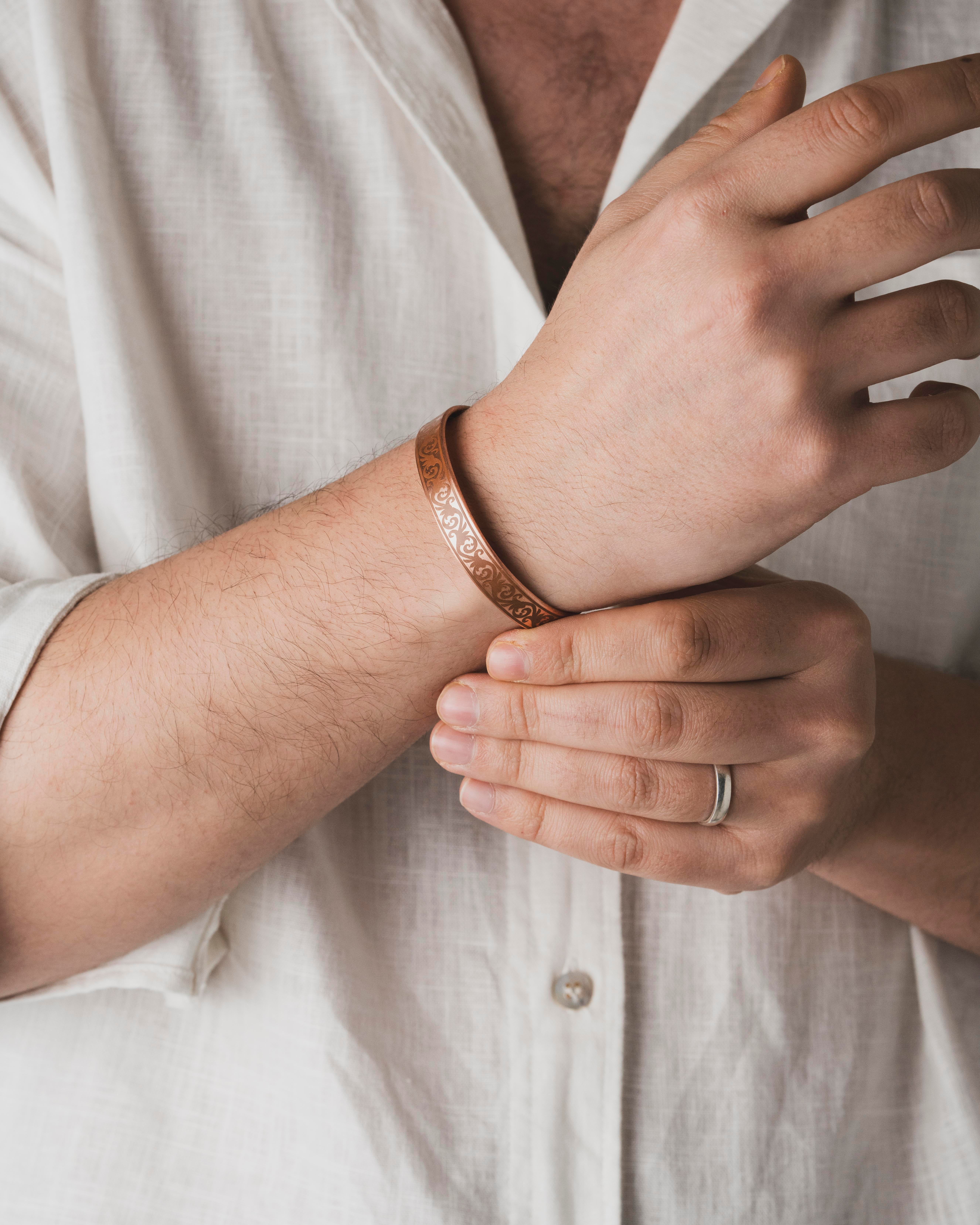 Sarmal Sarmaşık Desenli Bakır Bilezik (Zeolit Taşı)