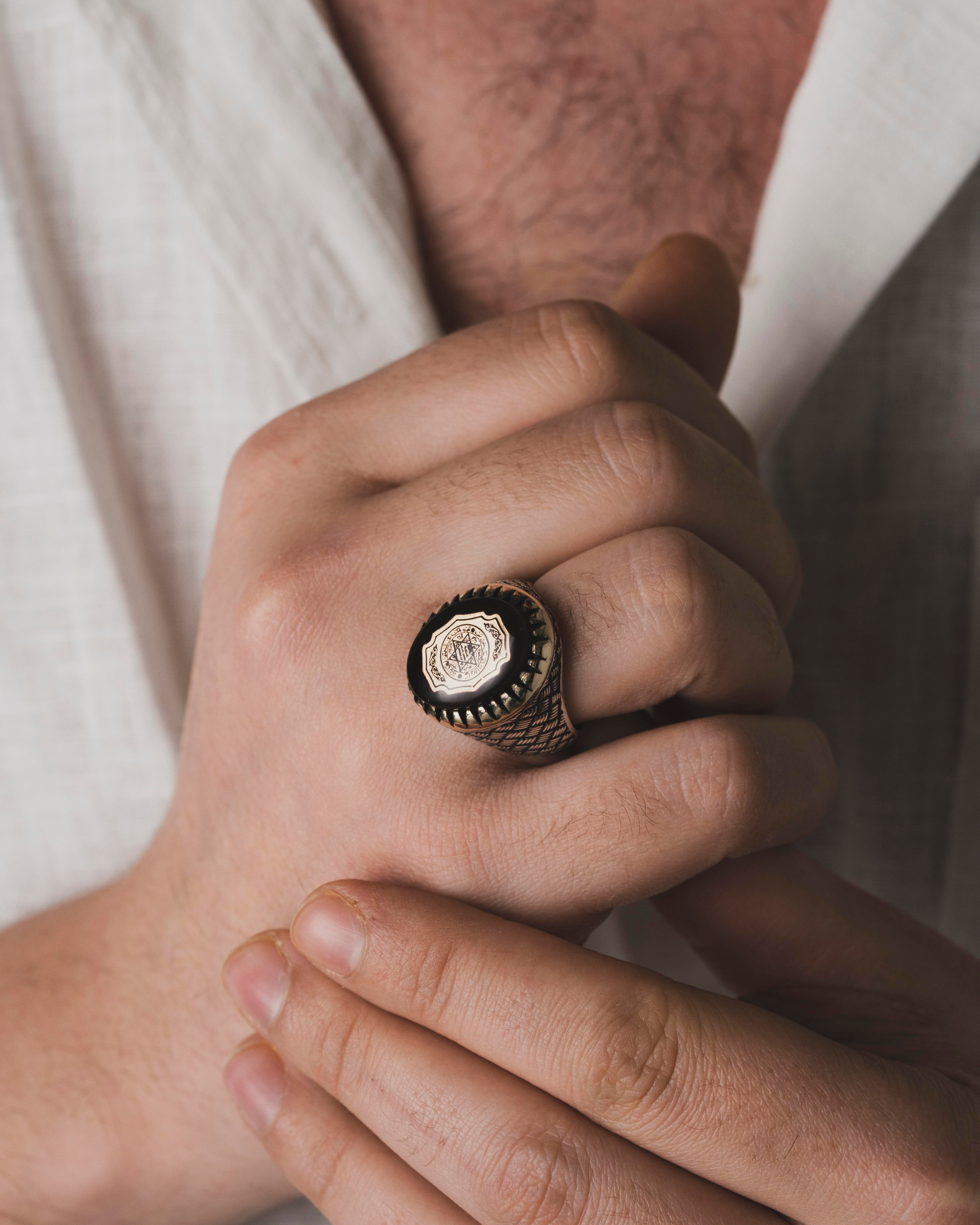 Süleyman'ın Mührü – Korunaklı Taç | 925 Ayar Gümüş Yüzük