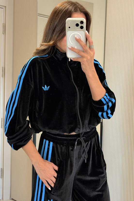Adelina Siyah Kadife Marka Model Takım
