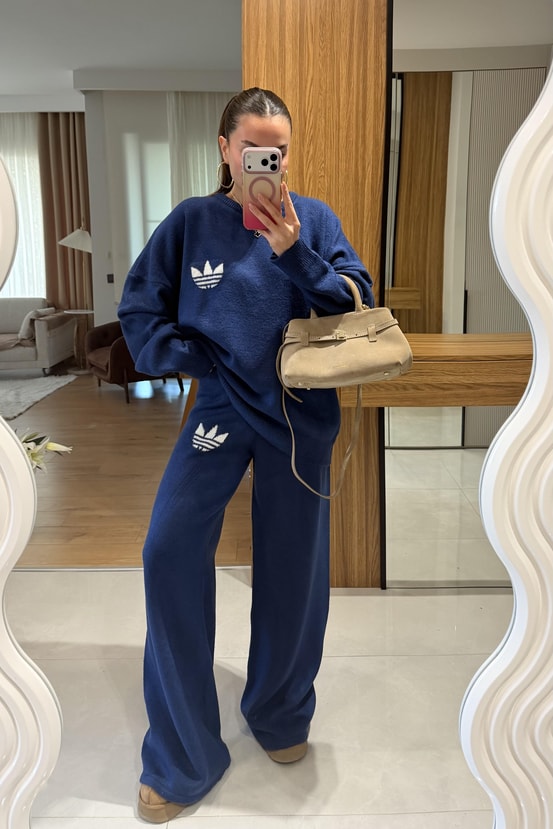 Agatha Lacivert Triko Takım