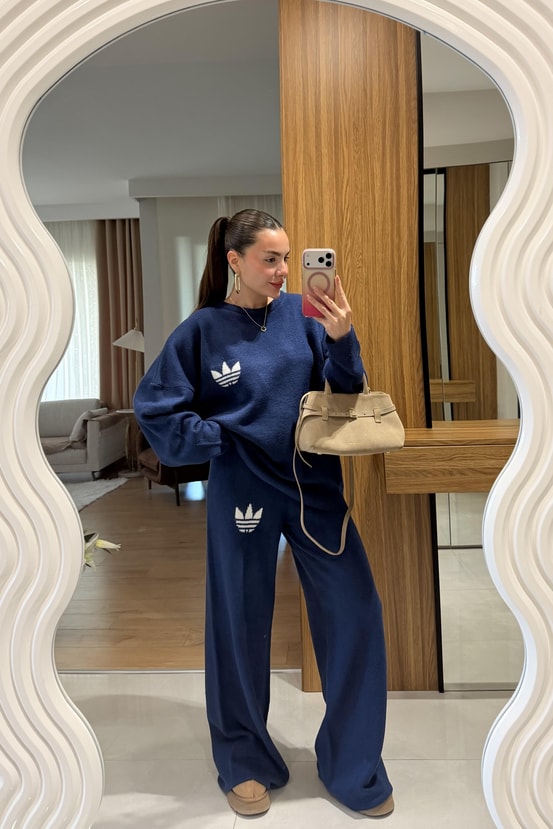 Agatha Lacivert Triko Takım