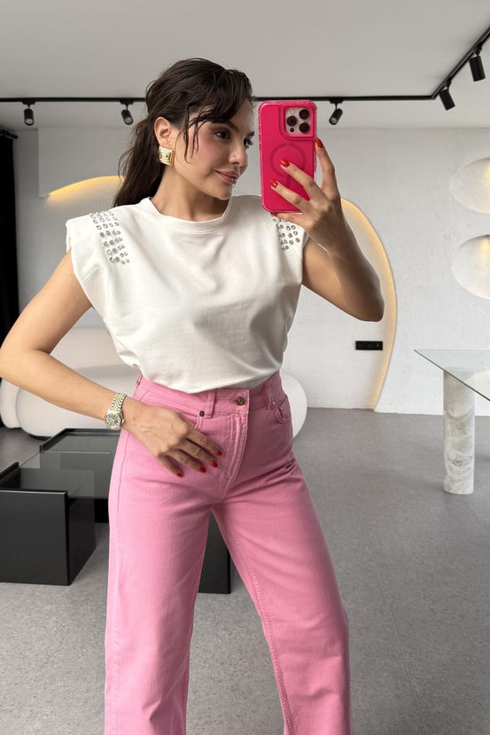 Almelo Beyaz Vatkalı Taşlı Tshirt